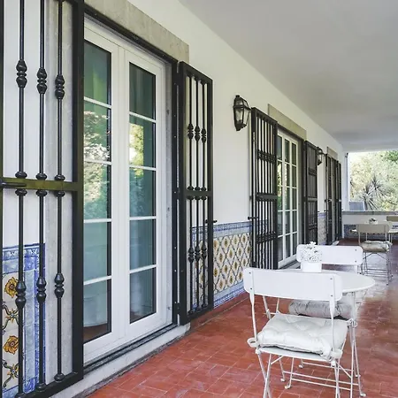 4u Airport Guest house