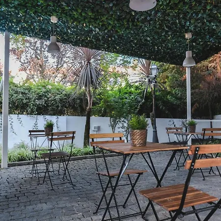 Pensión 4u Airport Lisboa