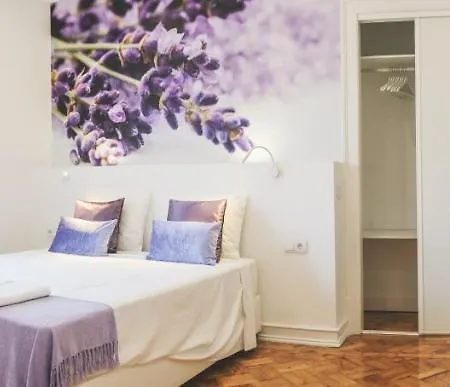 Pensión 4u Airport 3*