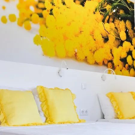 Pensión 4u Airport 3*