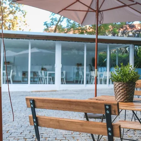 Pensión 4u Airport Lisboa