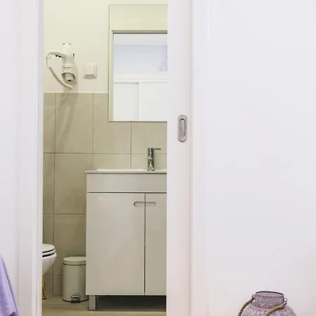 4u Airport Vendégház 3*