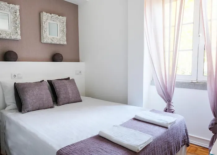 4u Airport ゲストハウス リスボン