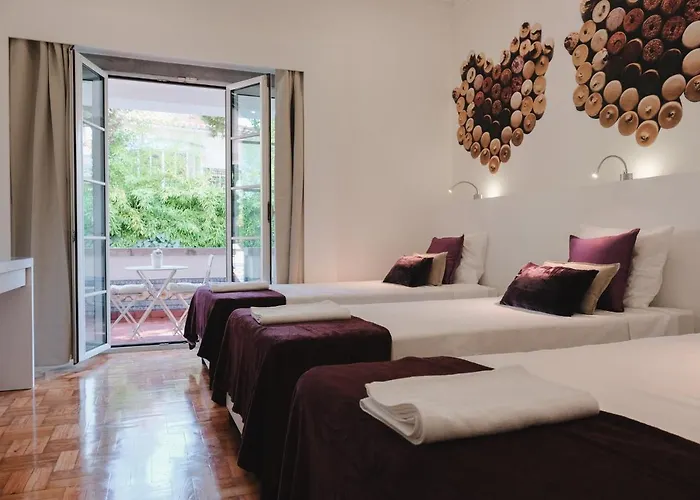 4u Airport ゲストハウス 3*