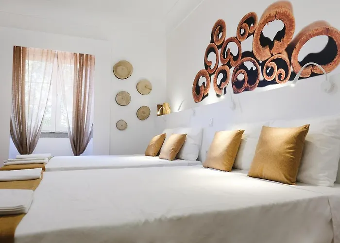 ゲストハウス 4u Airport リスボン